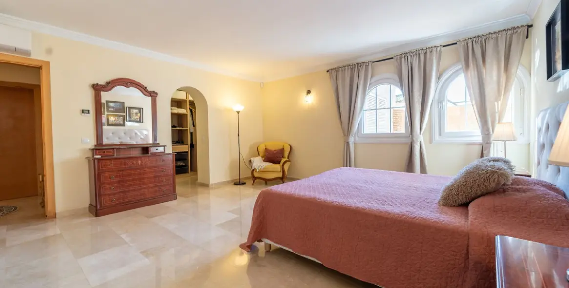 Sale of detached villa in Mijas Costa 79