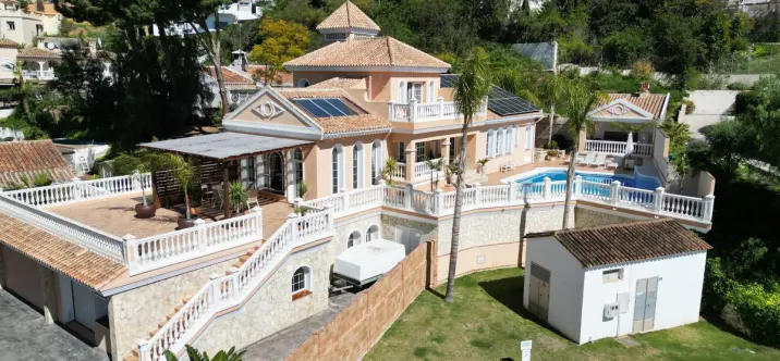 Продажа  отдельно стоящей виллы в Mijas Costa 0