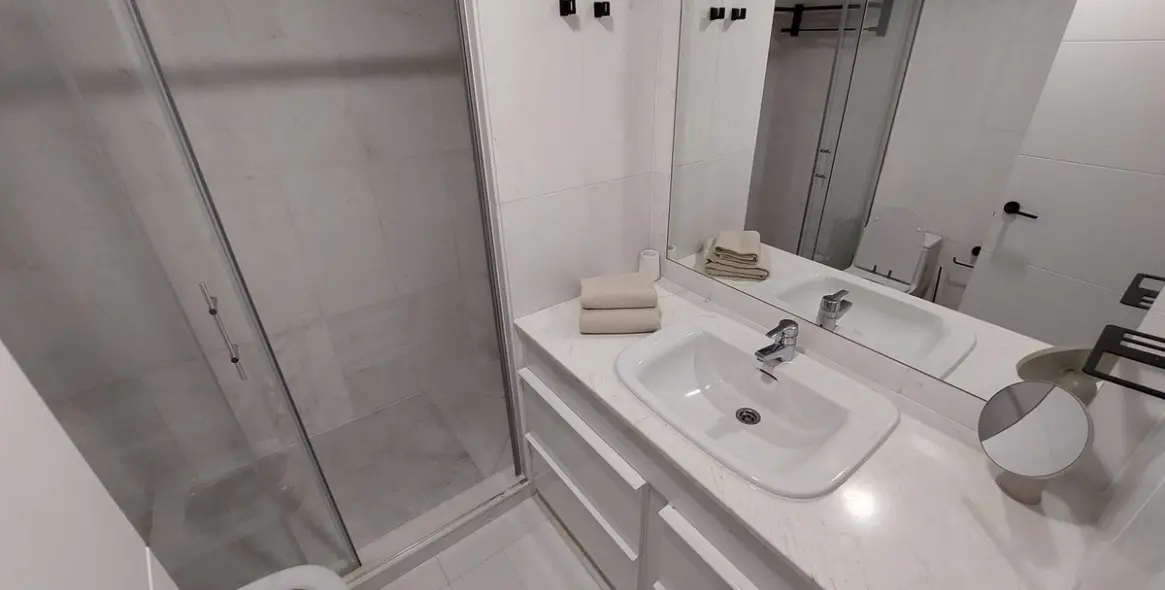 Краткосрочная аренда апартаментов на среднем этаже в Puerto Banús 6