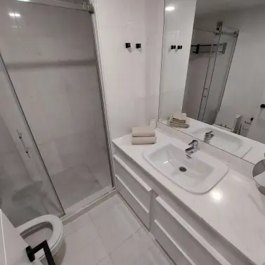 Продажа апартаментов на среднем этаже в Puerto Banús