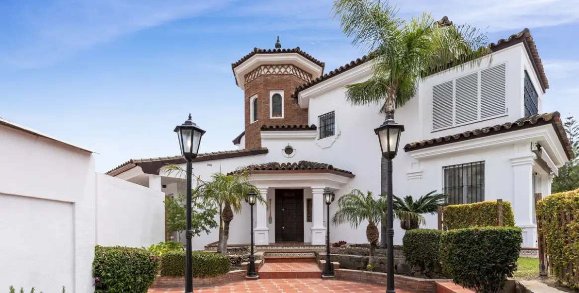 Short-term rent of detached villa in Las Chapas 41