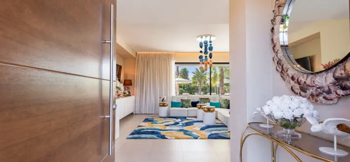 Sale of detached villa in Calanova Golf 2