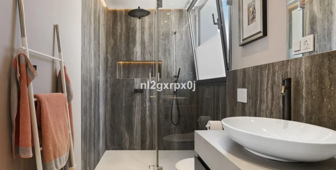 Venta de villa independiente en Marbella 19