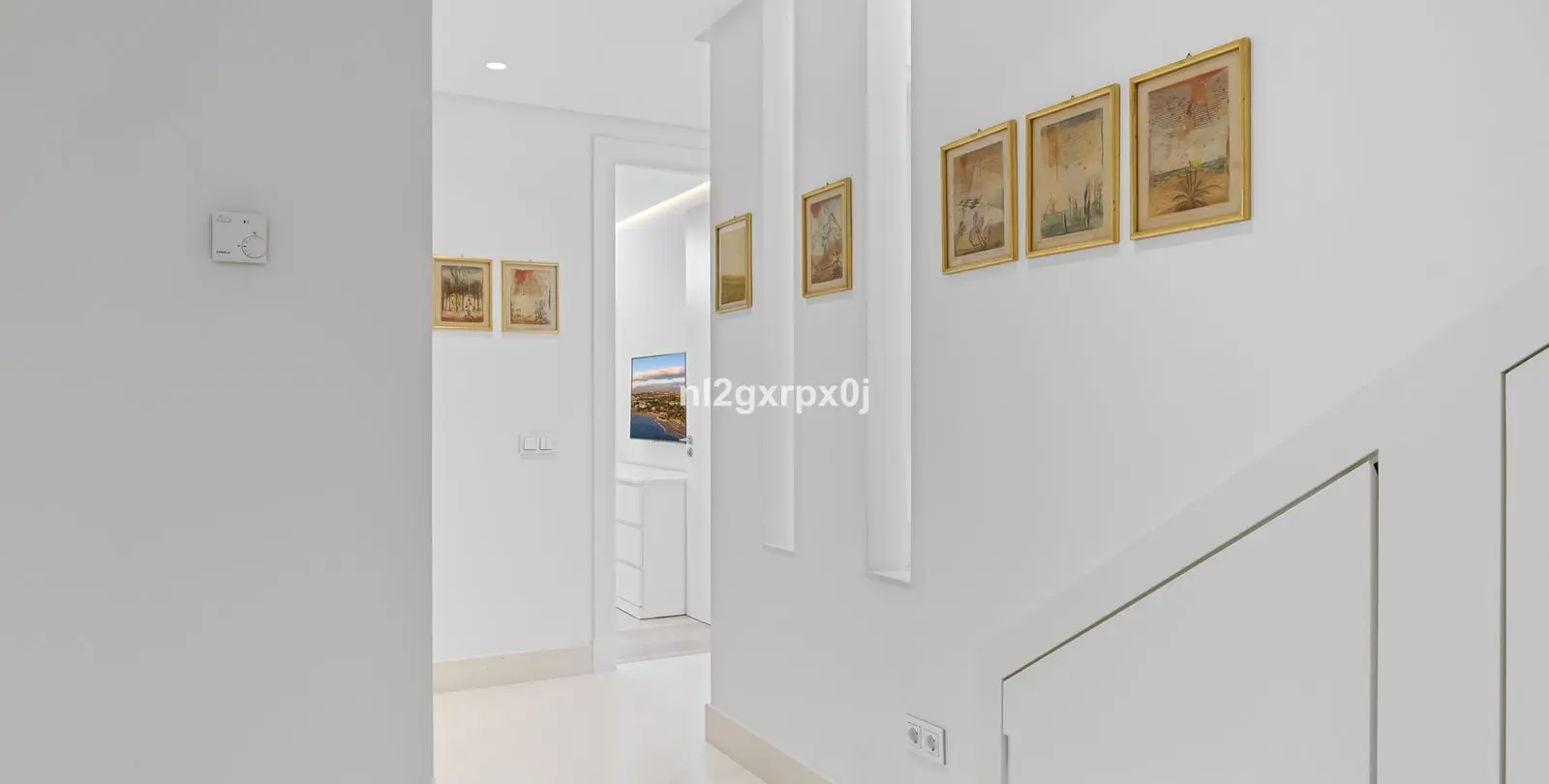 Продажа  отдельно стоящей виллы в Marbella 17