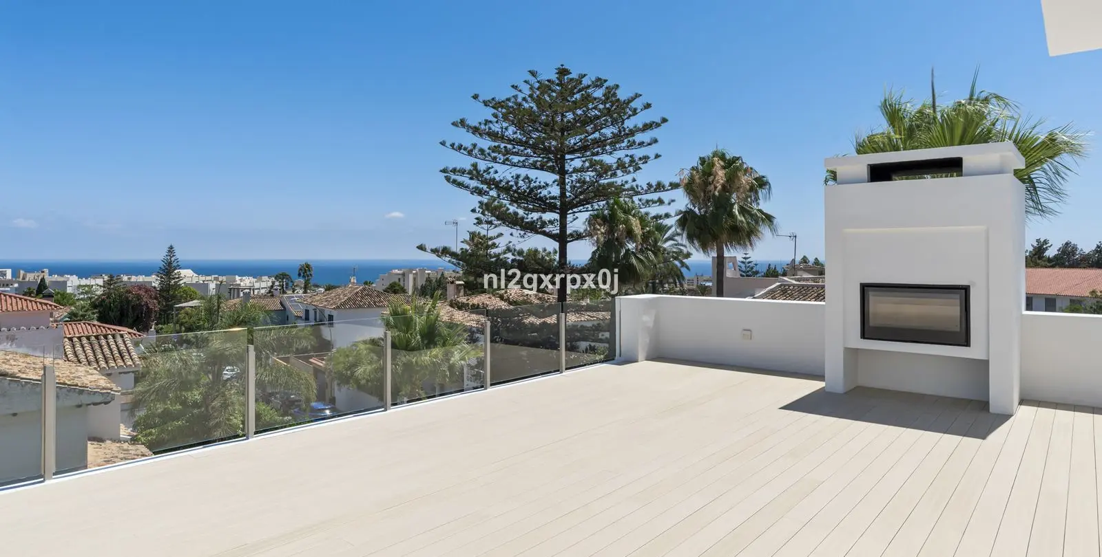 Продажа  отдельно стоящей виллы в Marbella 30