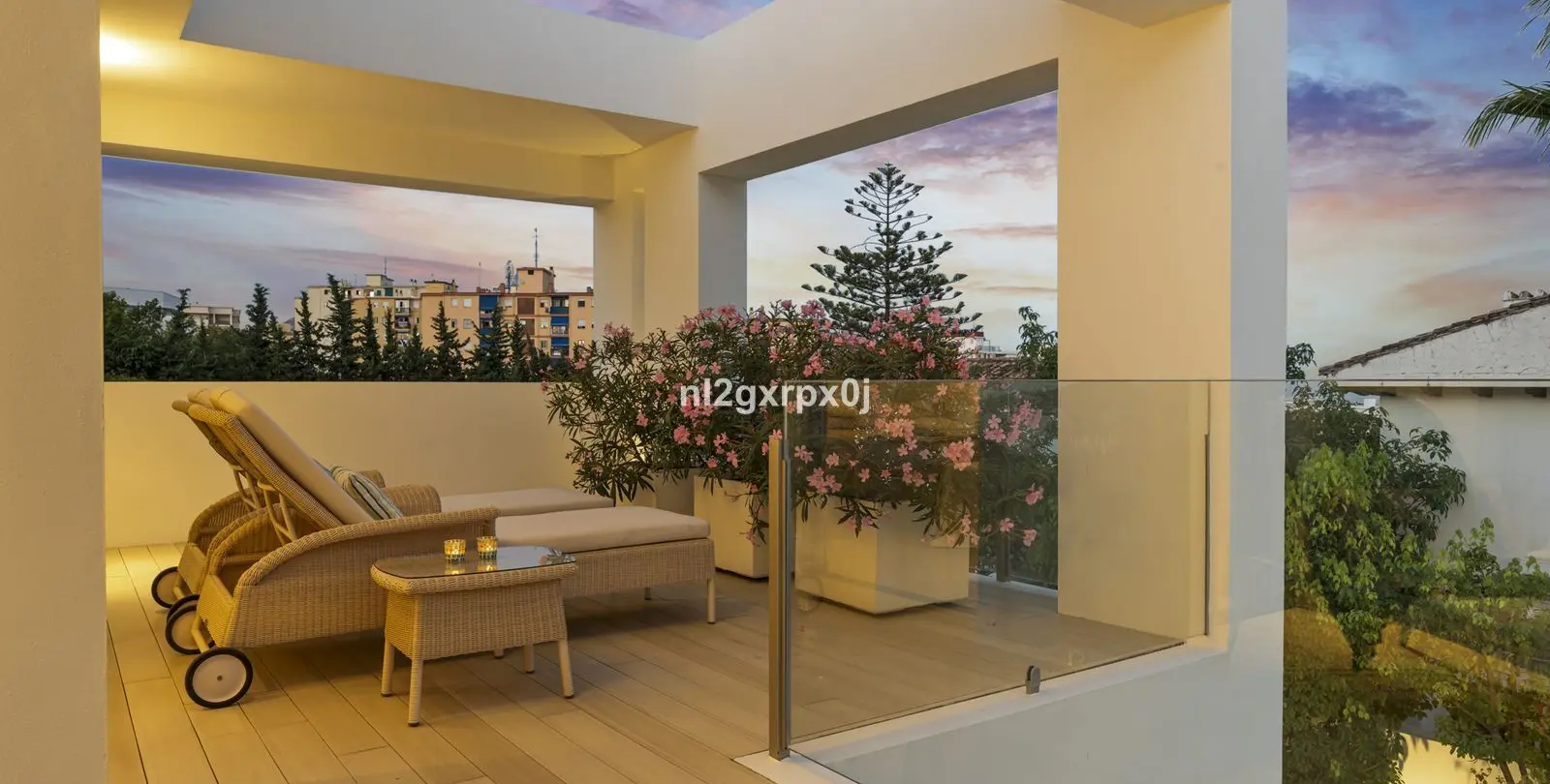 Продажа  отдельно стоящей виллы в Marbella 32