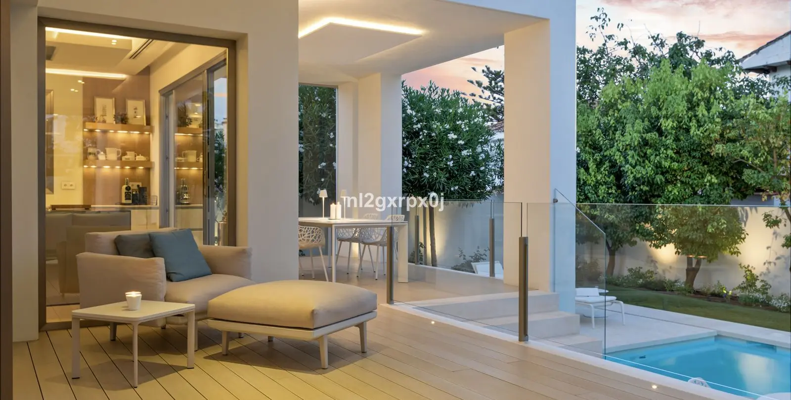 Продажа  отдельно стоящей виллы в Marbella 35