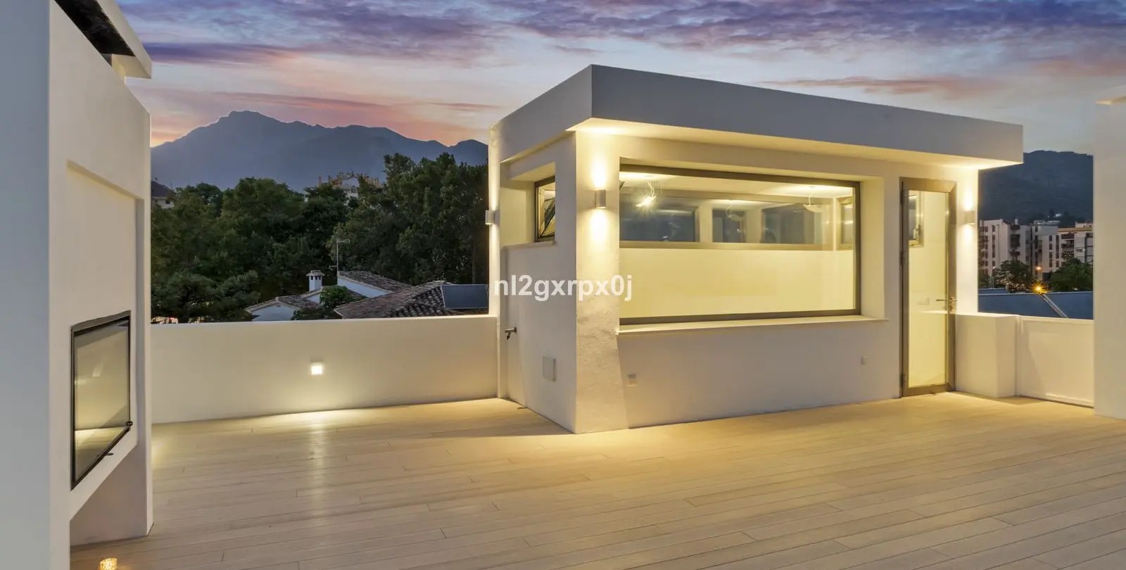 Продажа  отдельно стоящей виллы в Marbella 39