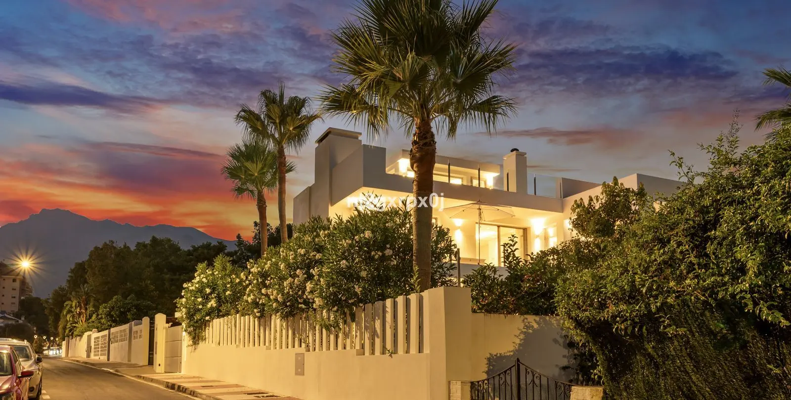 Продажа  отдельно стоящей виллы в Marbella 46