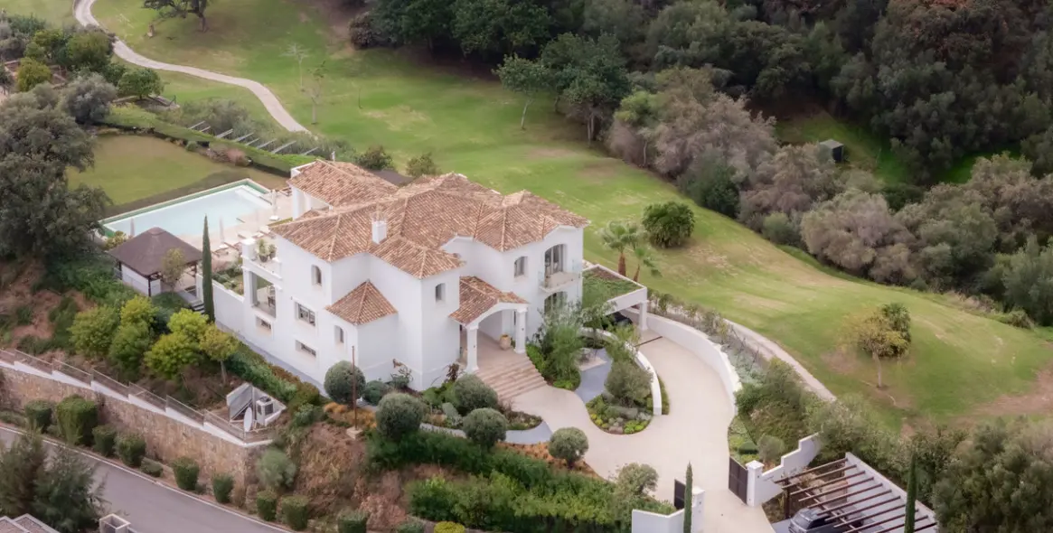 Venta de villa independiente en Benahavís 1