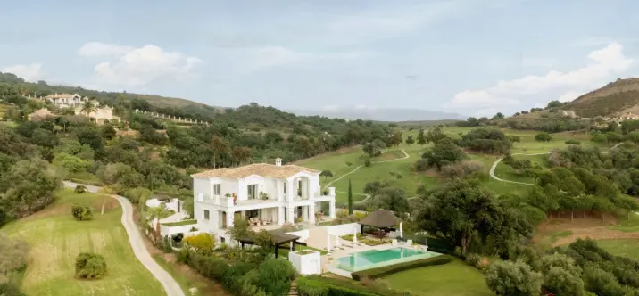 Venta de villa independiente en Benahavís 3