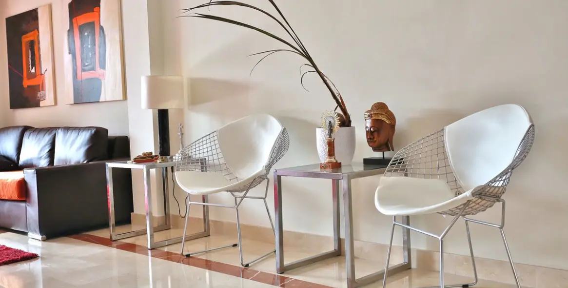 Short-term rent of middle floor apartment in Puerto Banús 21