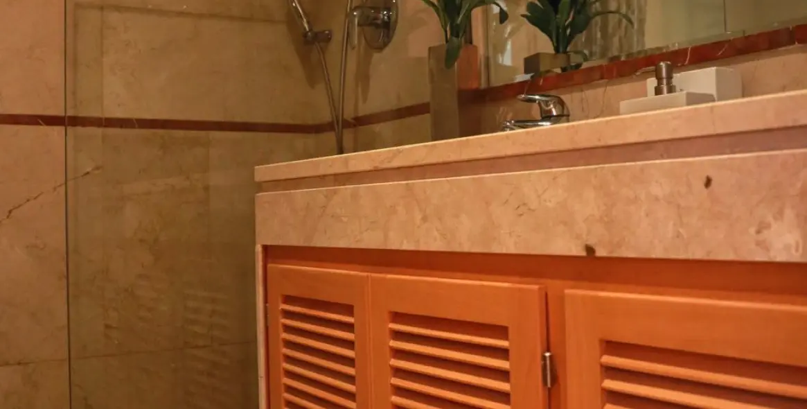 Short-term rent of middle floor apartment in Puerto Banús 26