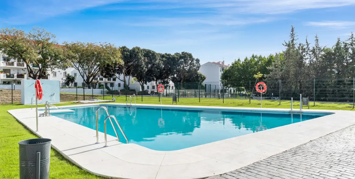 Long-term rent of middle floor apartment in Selwo 1