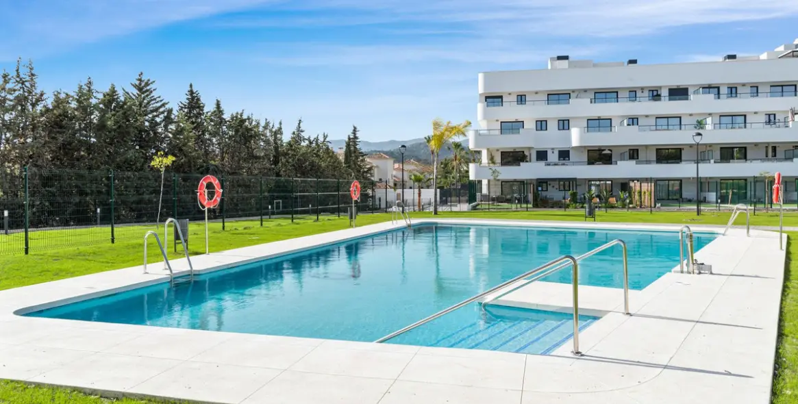 Long-term rent of middle floor apartment in Selwo 2