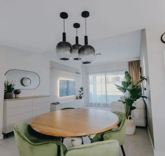 Долгосрочная аренда апартаментов на среднем этаже в Selwo