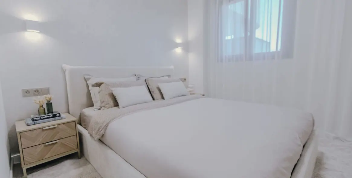 Long-term rent of middle floor apartment in Selwo 10