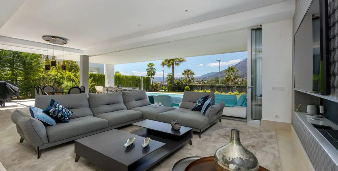 Long-term rent of detached villa in Marbella 3
