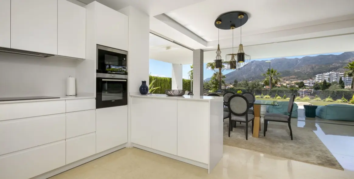 Long-term rent of detached villa in Marbella 12