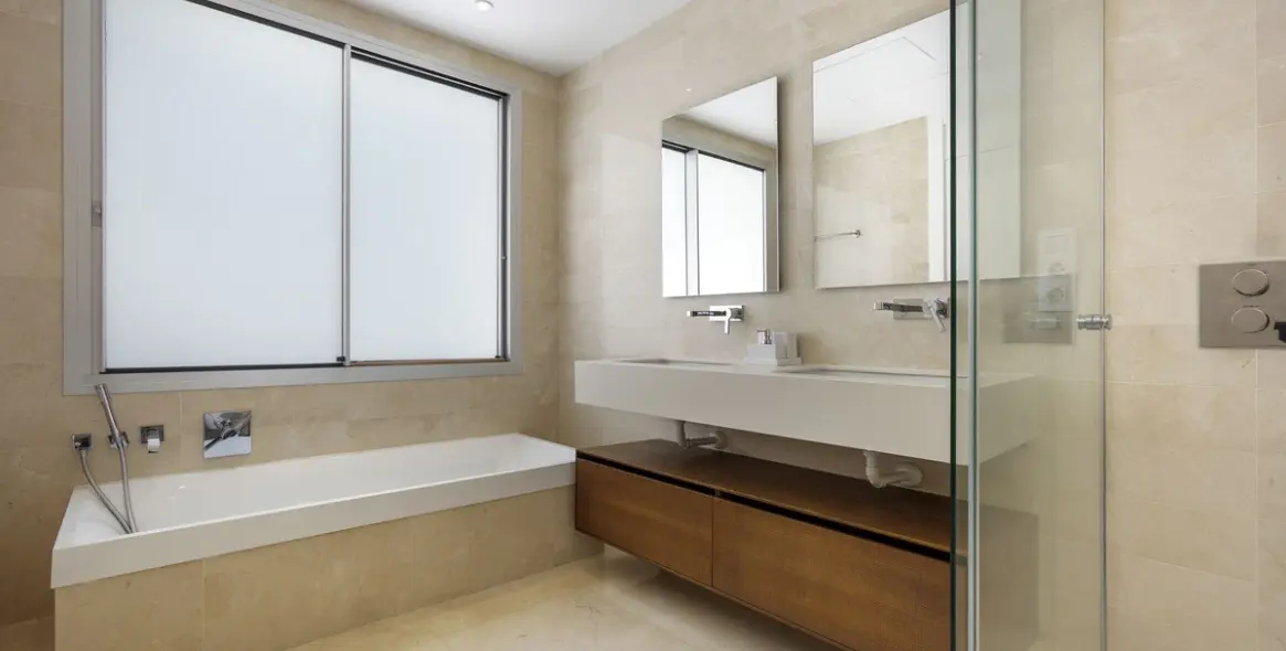 Long-term rent of detached villa in Marbella 14