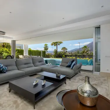 Long-term rent of detached villa in Marbella