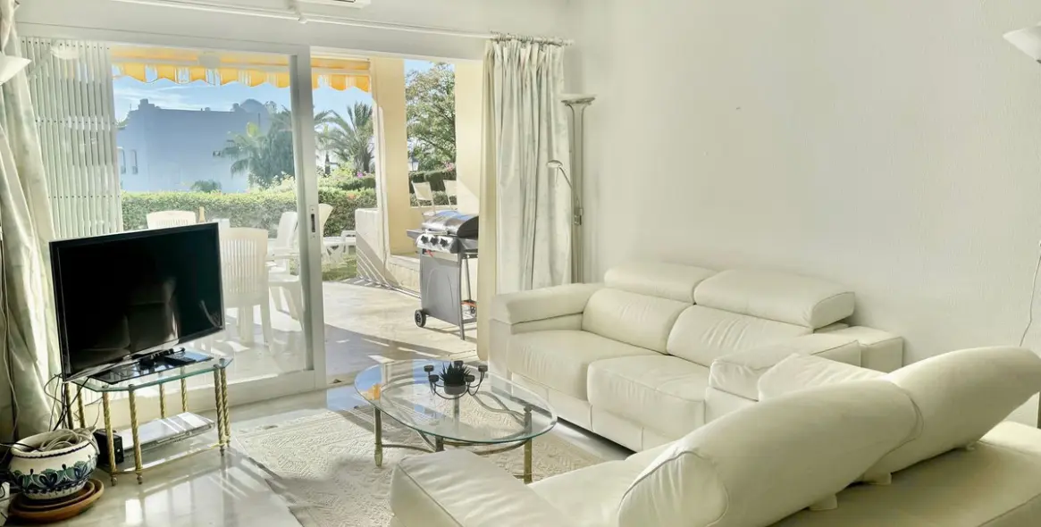 Sale of ground floor apartment in Reserva de Marbella 8