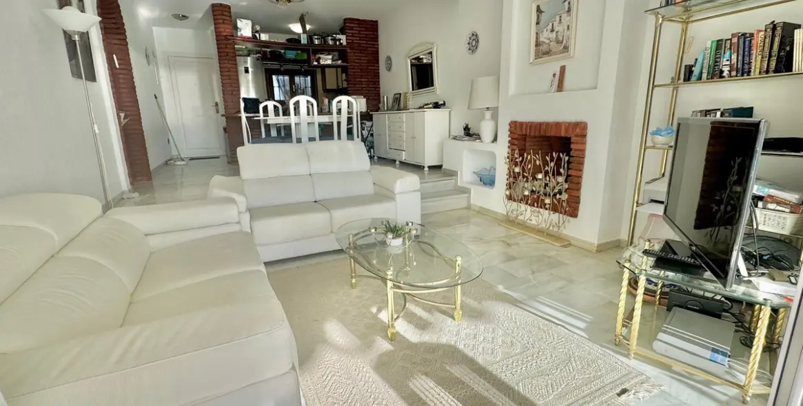 Sale of ground floor apartment in Reserva de Marbella 9