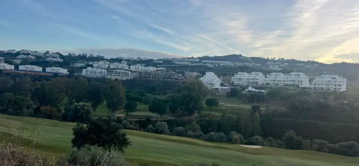 Продажа  жилого участка в La Cala Golf 1