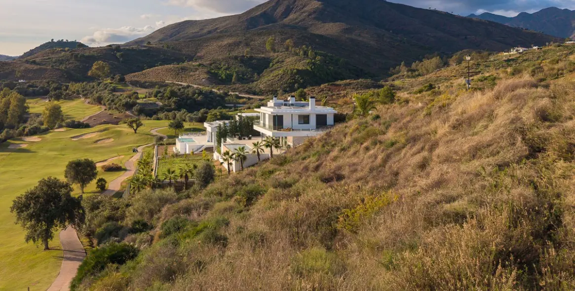 Venta de parcela residencial en La Cala Golf 8