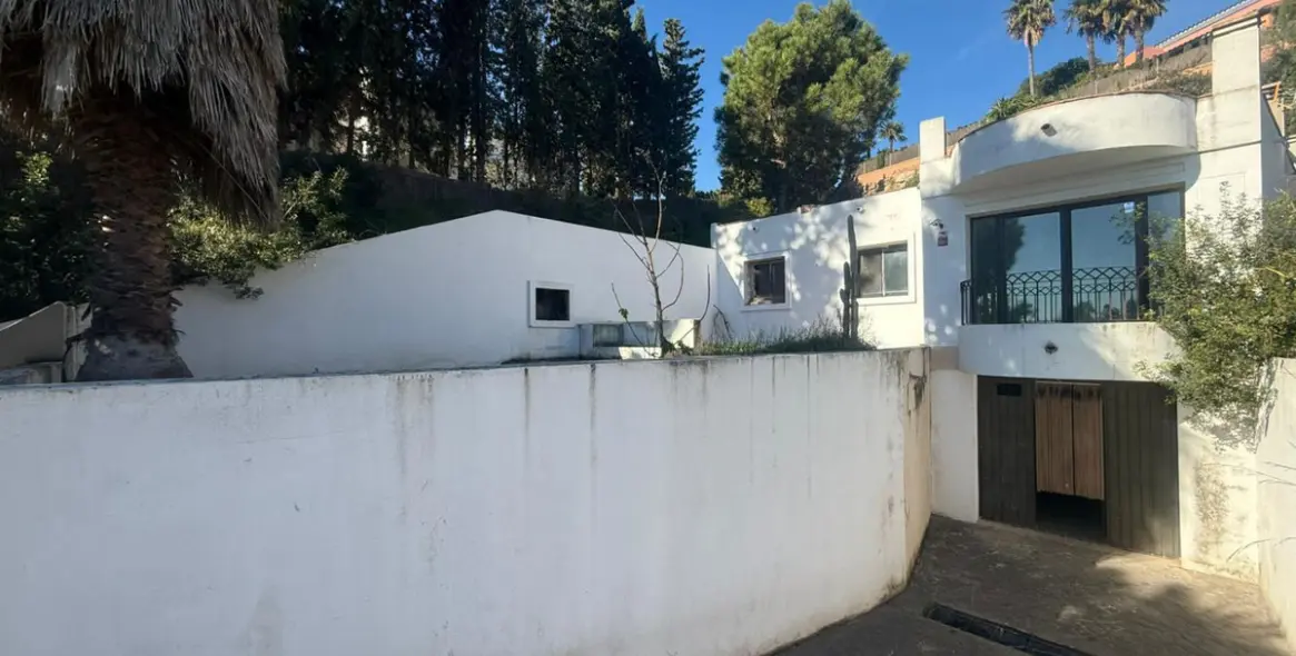 Sale of townhouse in Estepona 3