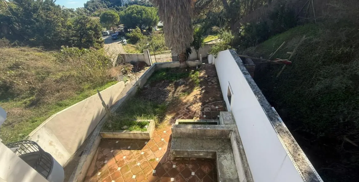 Sale of townhouse in Estepona 12