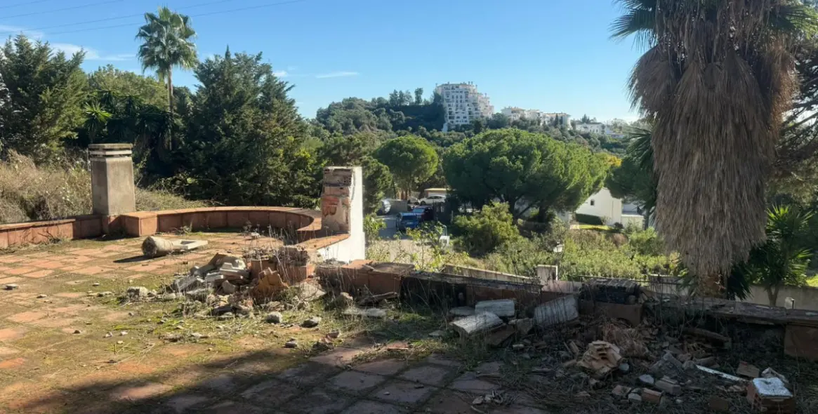 Sale of townhouse in Estepona 17