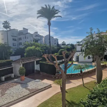 Sale of middle floor apartment in Costalita