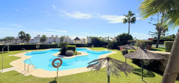 Sale of townhouse in Estepona 4