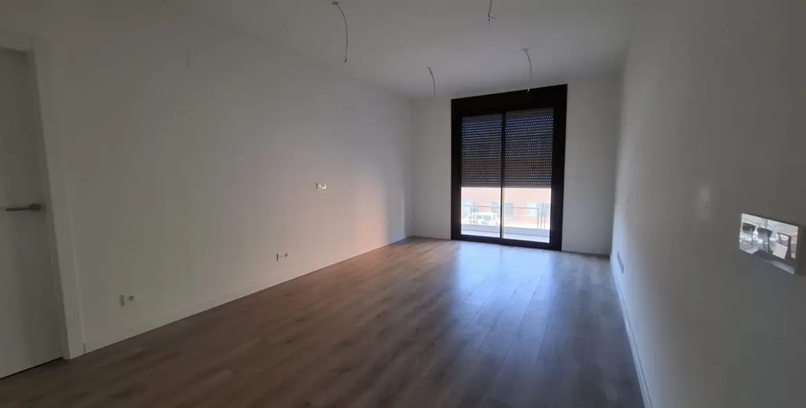 Продажа апартаментов на среднем этаже в Estepona 3