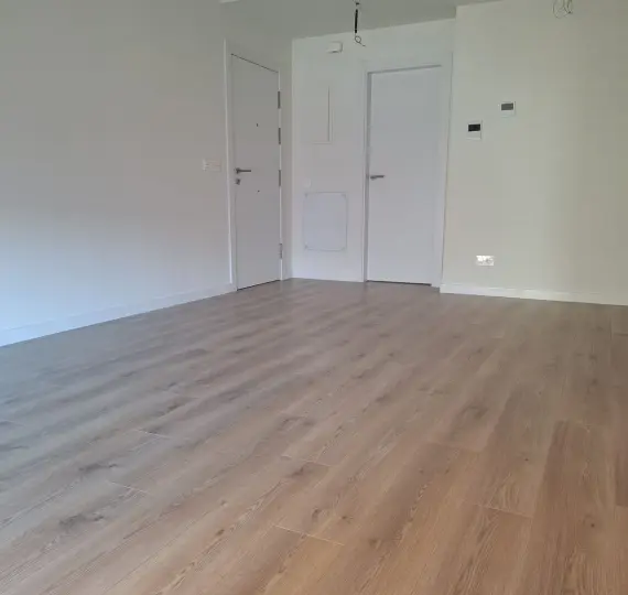 Продажа апартаментов на среднем этаже в Estepona