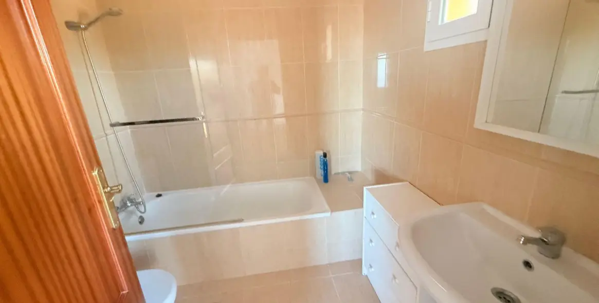 Sale of semi-detached house in Benalmadena 8