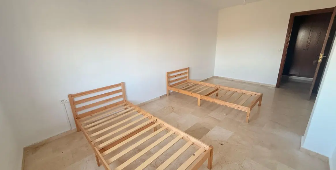 Продажа дома на две семьи в Benalmadena 24