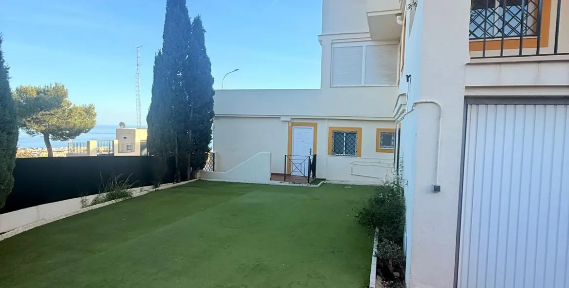 Продажа дома на две семьи в Benalmadena 33