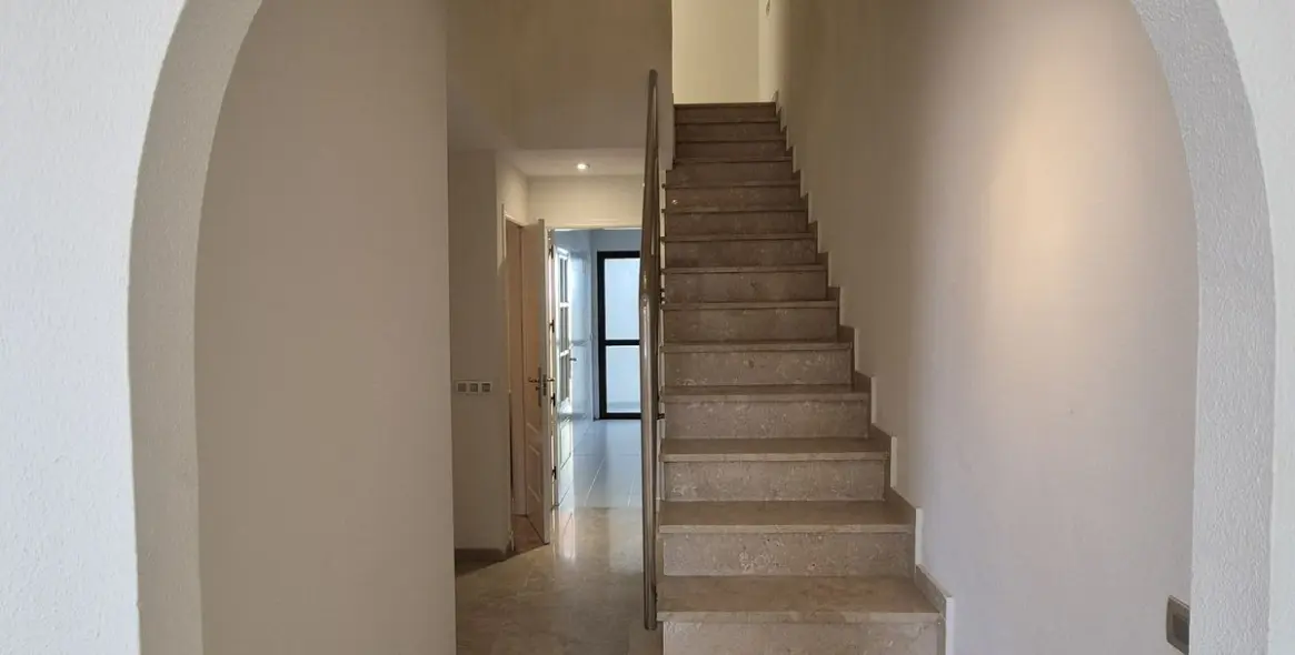 Sale of duplex in The Golden Mile 1