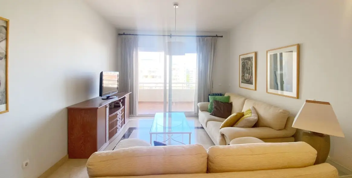 Продажа апартаментов на среднем этаже в Marbella 9