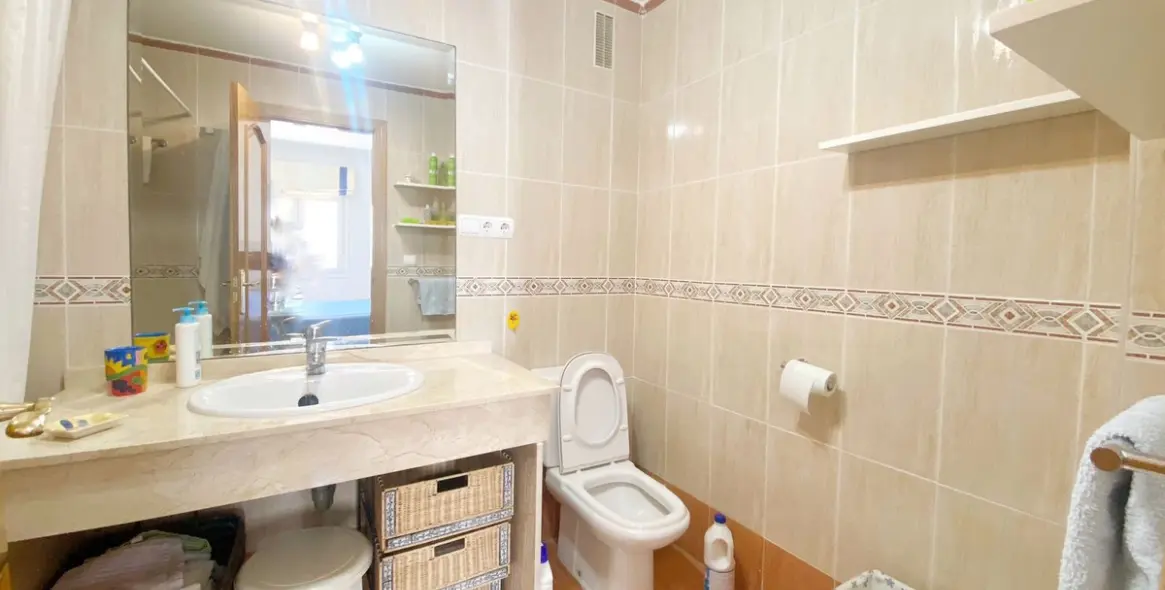 Продажа апартаментов на среднем этаже в Marbella 16