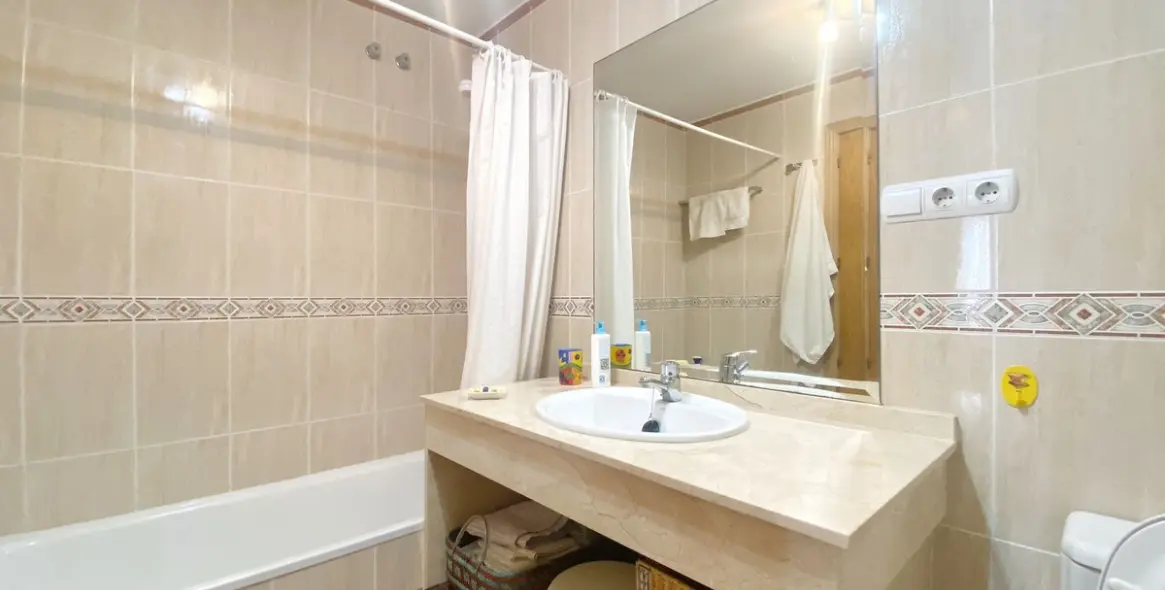 Продажа апартаментов на среднем этаже в Marbella 17