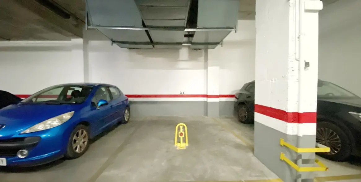 Sale of middle floor apartment in Marbella 28