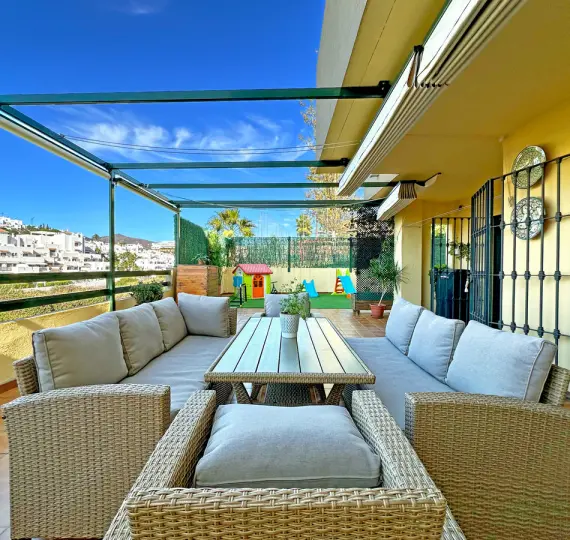 Sale of ground floor apartment in Estepona