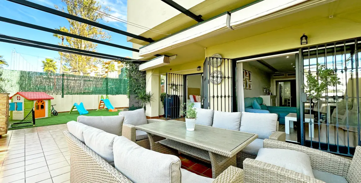 Sale of ground floor apartment in Estepona 24