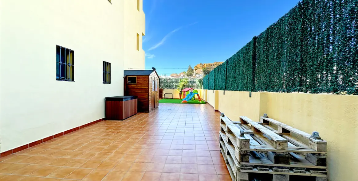 Sale of ground floor apartment in Estepona 26