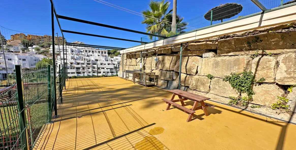 Sale of ground floor apartment in Estepona 27