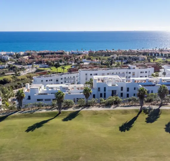 Sale of penthouse in Casares Playa