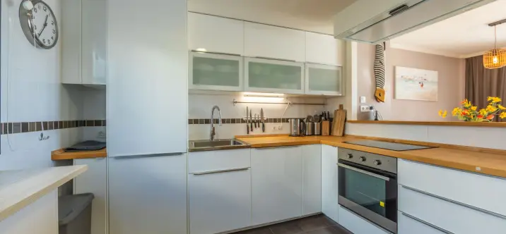 Sale of penthouse in Casares Playa 4